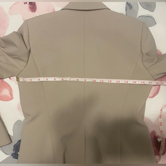 NWOT Calvin Klein Blazer Size 6 - Picture 14 of 16